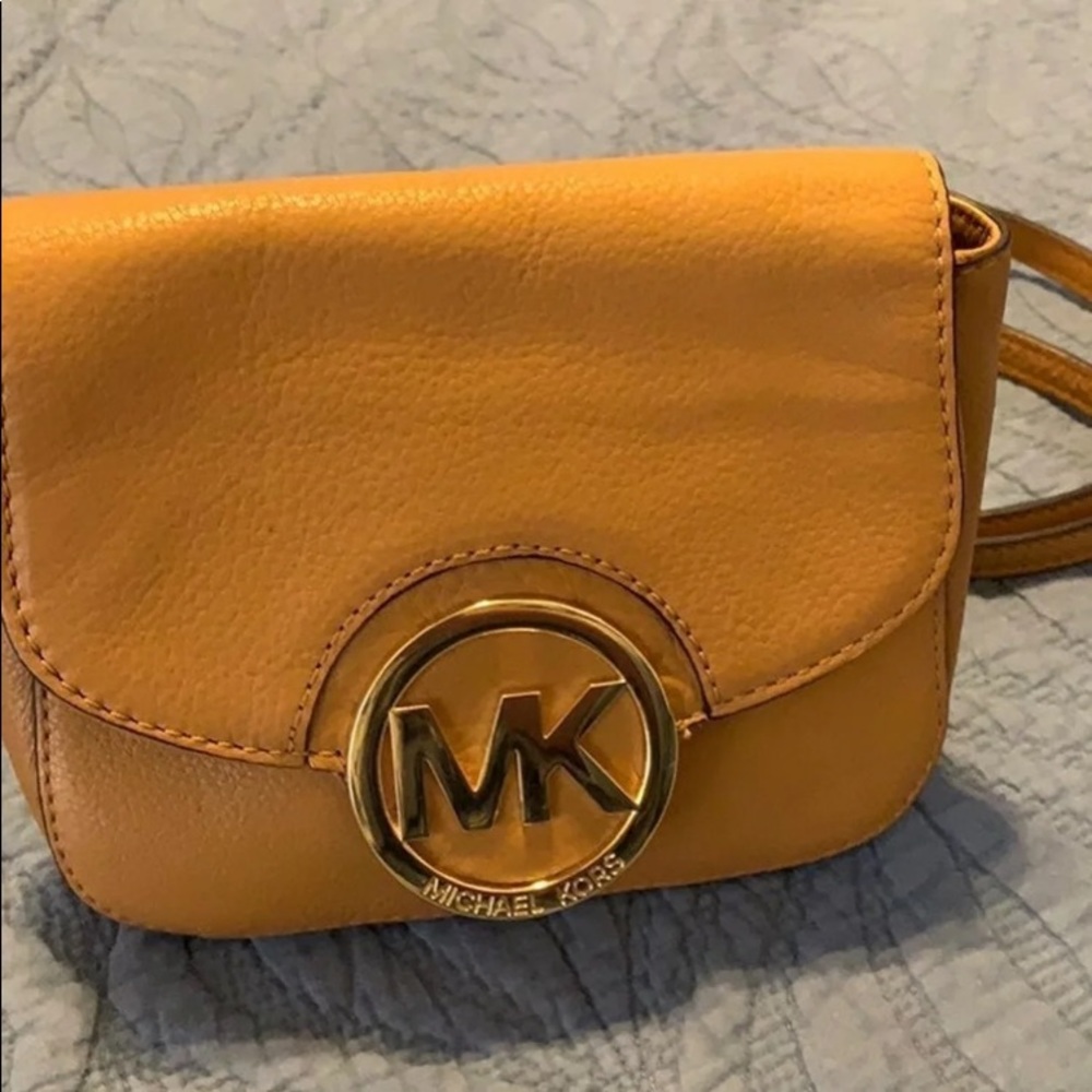 Michael Kors Fulton bag. Soft Pebbled tan Leather
